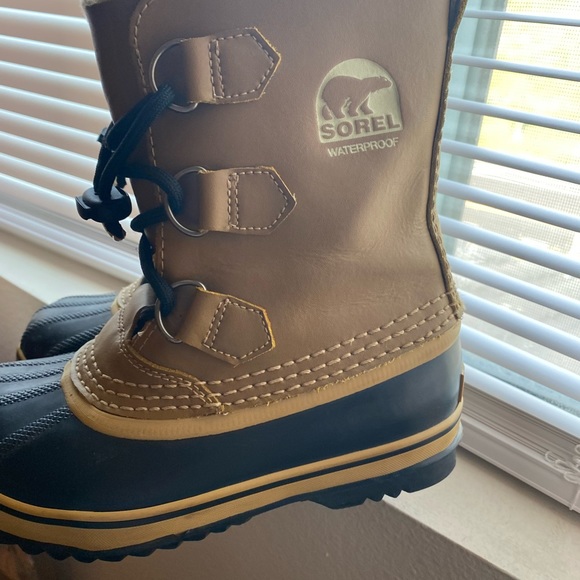 Sorel Boots! - Picture 6 of 6